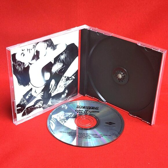 Scorpions Love At First Sting CD 1984 - Picture 6 of 8